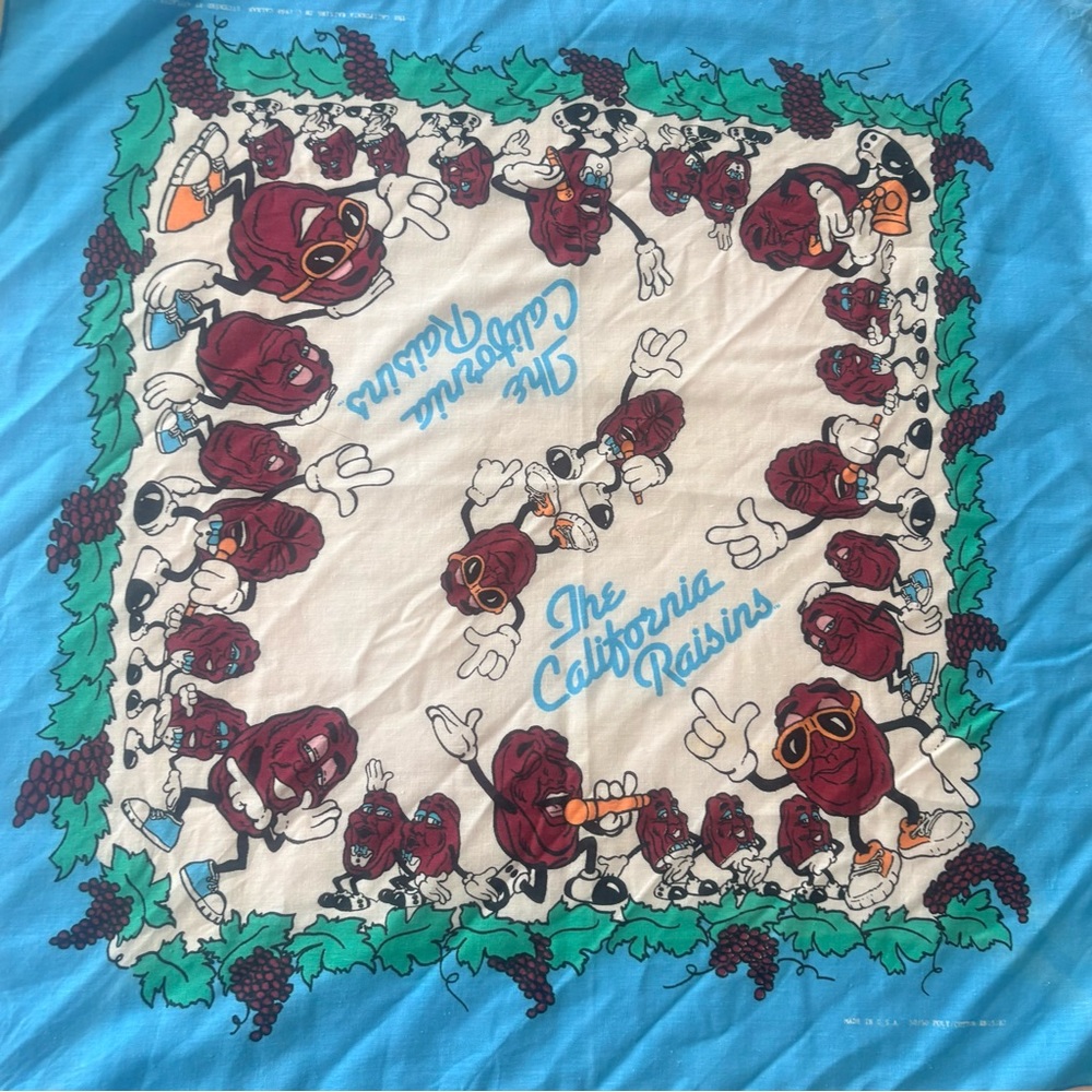 The vintage California Raisins Graphic Bandana